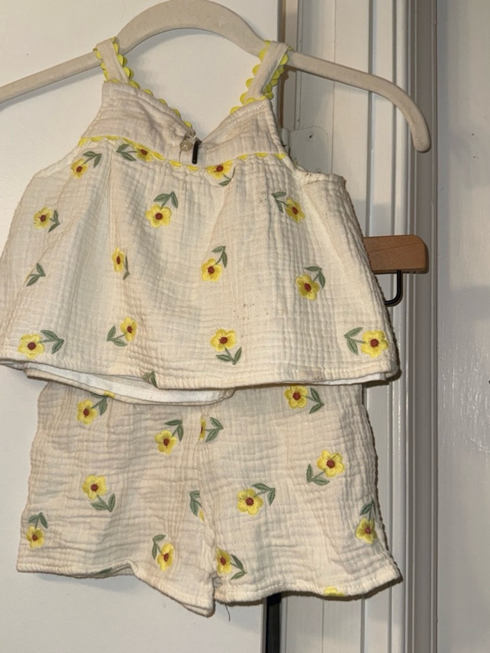 btween Cream Floral Two-Piece Tank Top and Shorts Set with Yellow Flowers